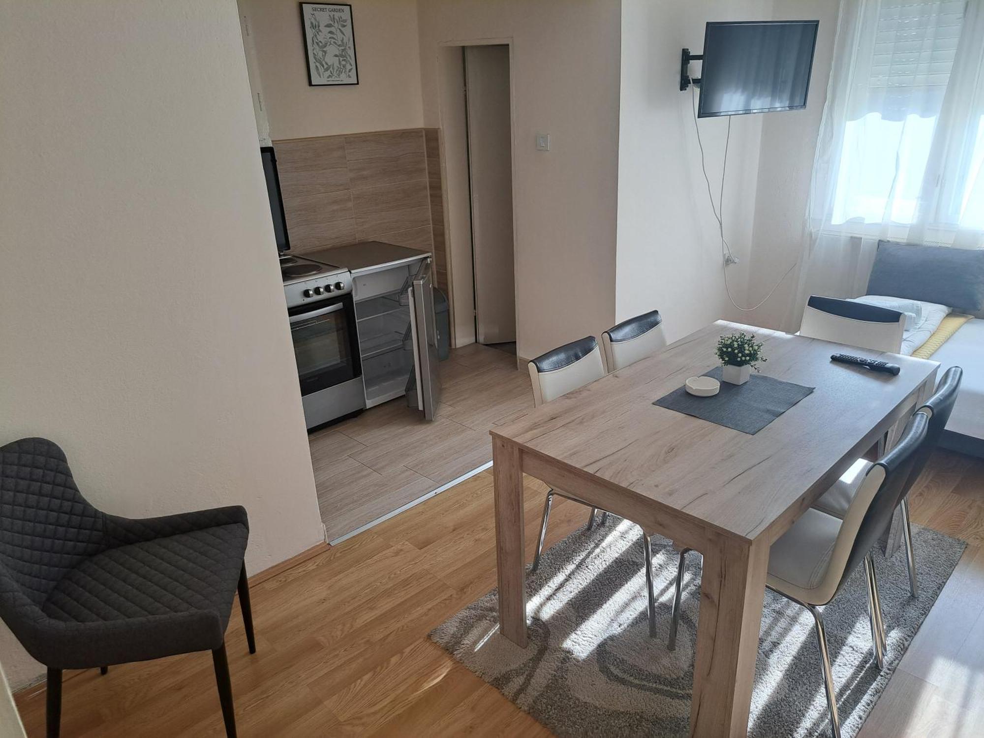 Haus Apartman Zajecar M&L Rum bild
